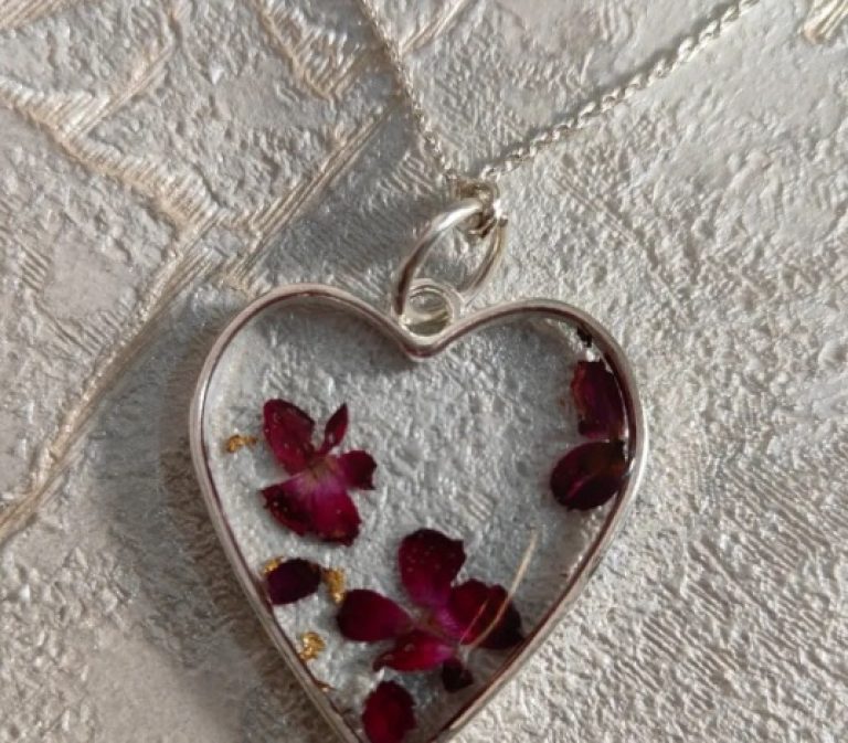 Make a UV Resin Heart Pendant Free at Lake Wales Public Library Feb. 13