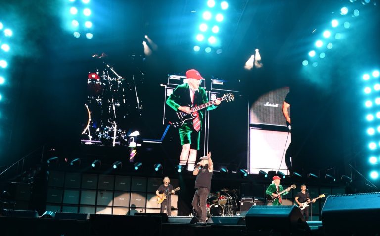 AC/DC Did Not Disappoint Fans at Friday Night’s Raymond James Stadium Show