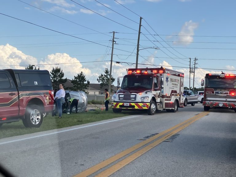 Single Car Rollover Crash on Buckmoore in Lake Wales